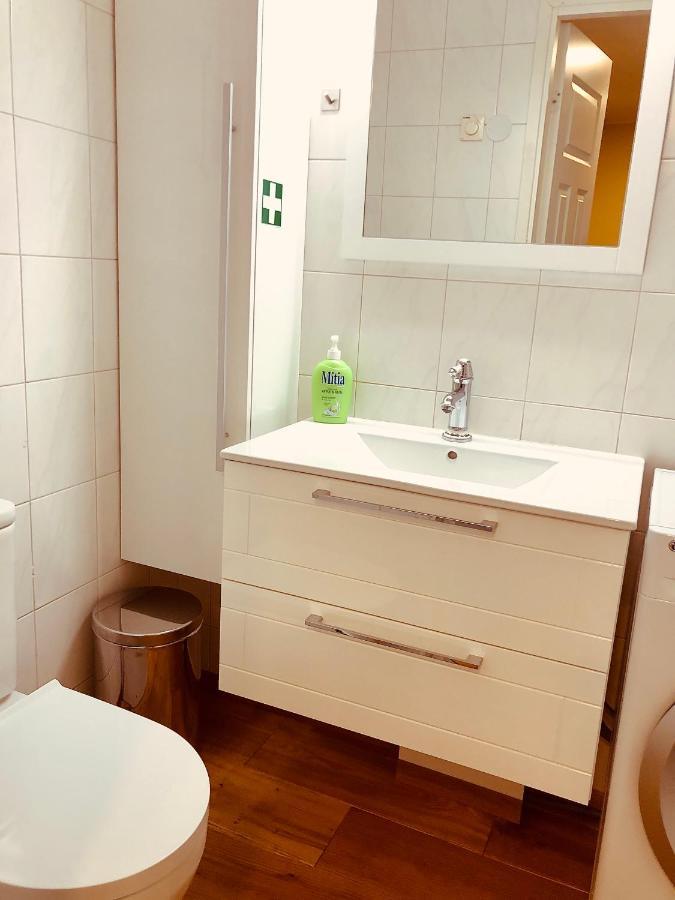 Kohtu Apartment Unique กูรัซซาเร ภายนอก รูปภาพ